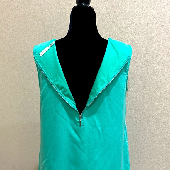 👗 Mint Green Dress 👗 - Picture 4 of 10